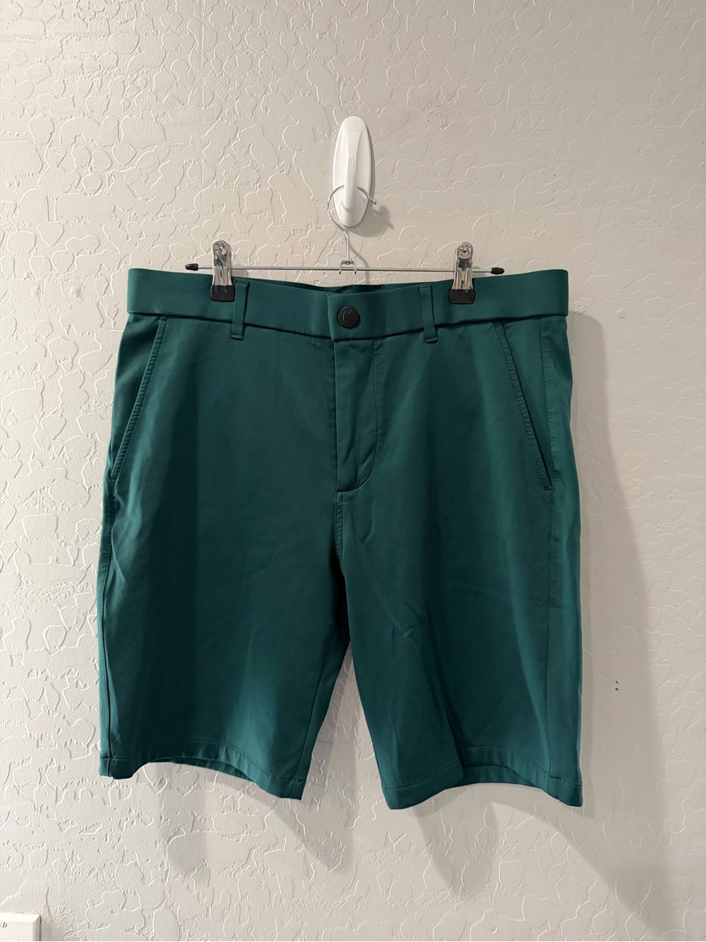 GREYSON Montauk Green Elite Golf Shorts Size 32 Bin 1